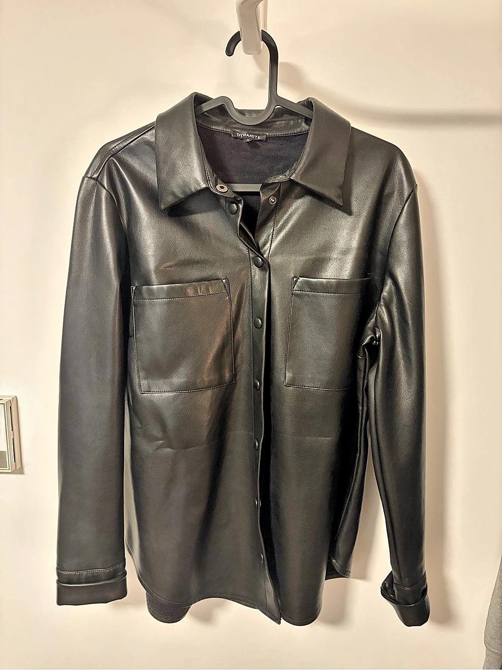 Veste chemise en similicuir noir Dynamite – M
